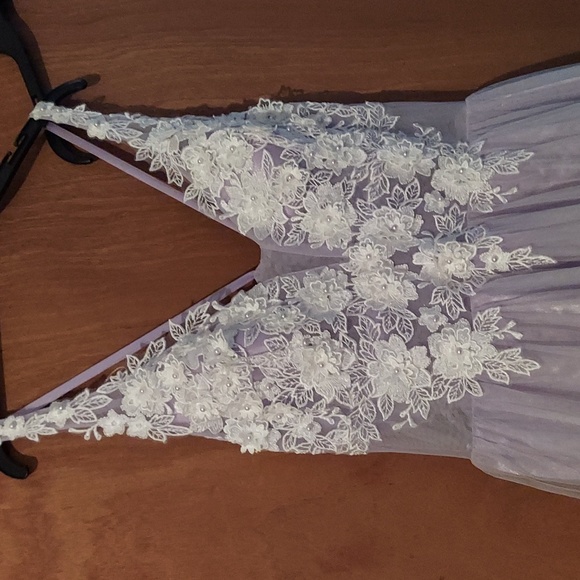 Light Purple V Neck Backless Lace Floor Length Prom Dresses, Purple Lace Formal. - Picture 2 of 8